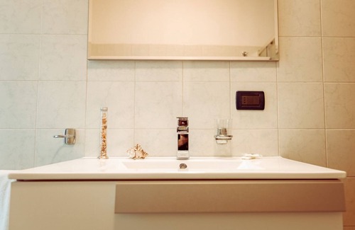 Cenisia Appartement | Metro Bernini, Adriano Apartment