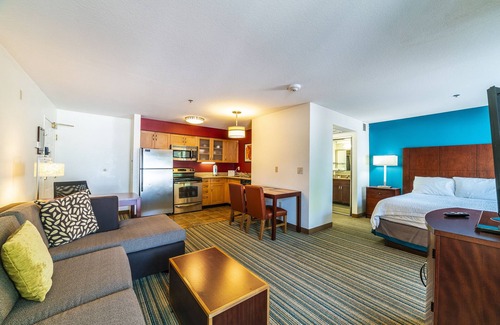 North Mountain Appartement | Metro Phoenix All Inclusive Living