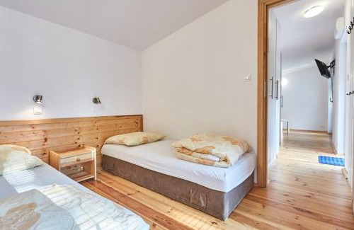 Kamienny Potok Cabine | Metropolis Domki