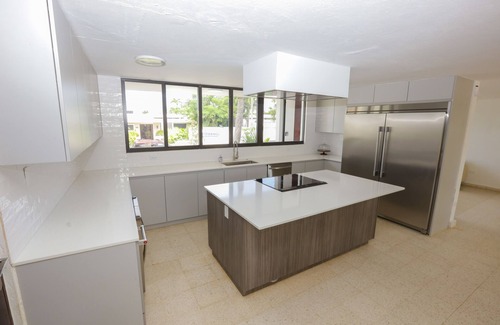Rio Piedras Maison | Metropolitan House with private pool