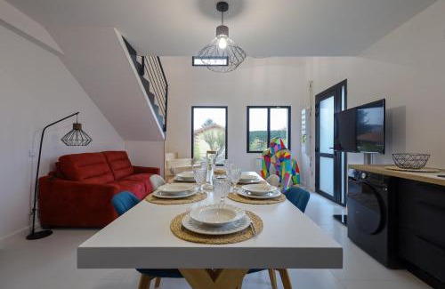Pizay Appartement | Mi Amore- Gîte 3 suites près de Lyon, parking free