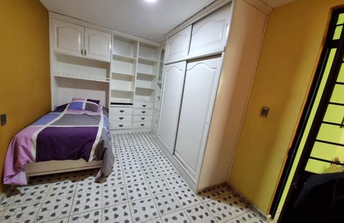 Uriangato Appartement | Mi casa cerca a la línea divisoria