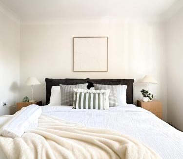 Brisbane Appartement | Mi Casa Su Casa - 2BR Sleeps 6 - Free Parking - CBD