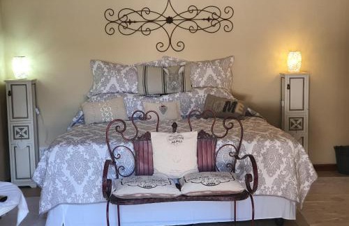 Tzaneen Maison | Mia's