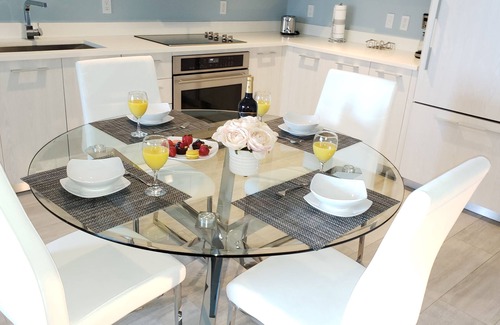 Brickell Copropriété | Miami Escape: 1BR+Den near Best! Nightlife, Restaurants, Shops & Luxe Amenities