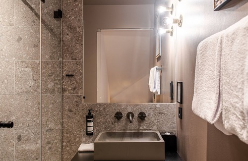 Pasing Hôtel | MIANO Hotel & Bar