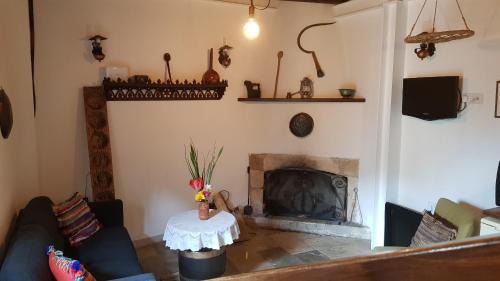 Kathikas Maison | Michalis Anoyia Traditional Stonehouse