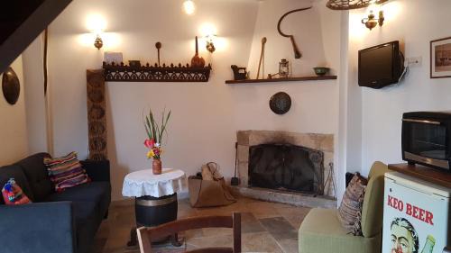 Kathikas Maison | Michalis Anoyia Traditional Stonehouse