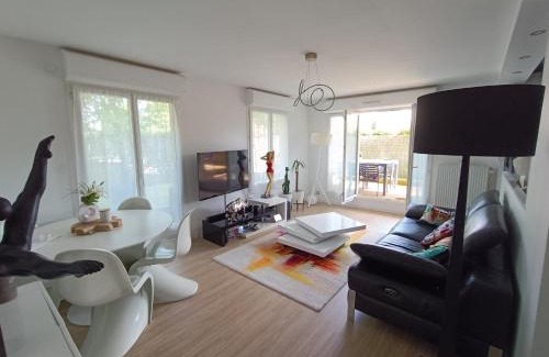Trappes Appartement | Michba