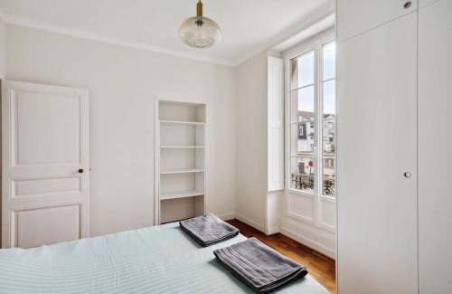 Republique - Les Ponts Appartement | Michel Columb elegant - en centre ville