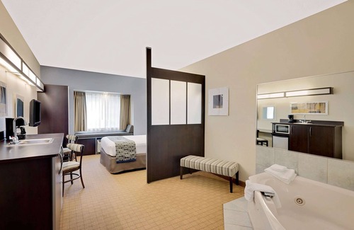 Geneva Hôtel | Microtel Inn & Suites by Wyndham Geneva