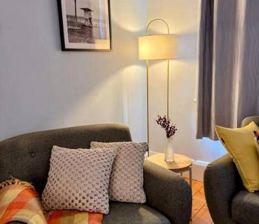 Newtown Appartement | Mid Century 1930 Beautifully renovated Californian Bunglow