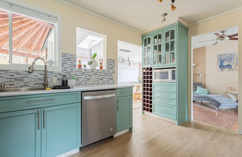 Squamish Maison | Mid-Century Mountain Escape
