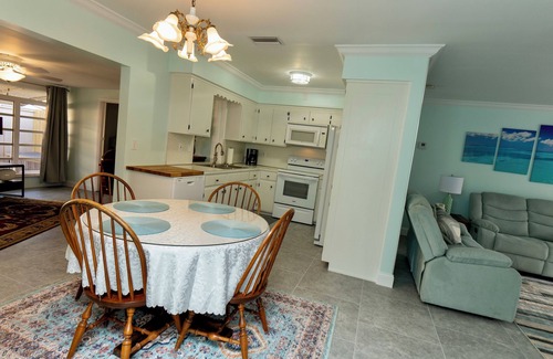South Corals Maison | Mid-term duplex 2/2 in paradise AKA Fort Lauderdale FL 1 month minimum