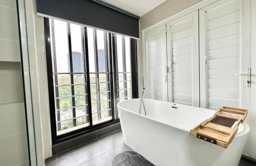 Central District Appartement | Mid Valley Southkey Mosaic 3BR with WIFI 8-10 pax
