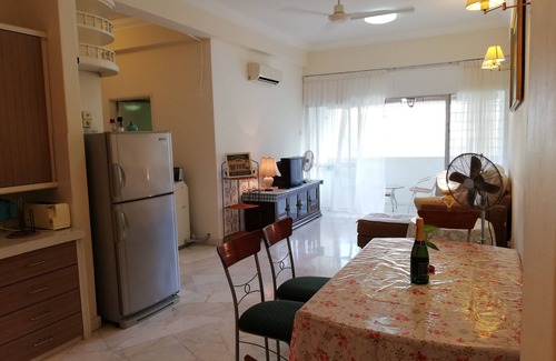 Downtown George Town Appartement | Appartement Midlands Court, Pulau Tikus pour un séjour chez l'habitant