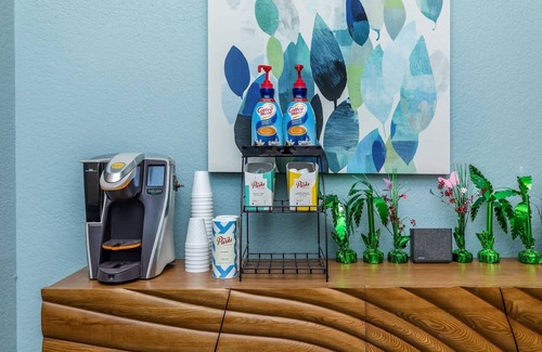 Medical Center District Appartement | Midnight & Gold Retreat /Medical Center & SeaWorld