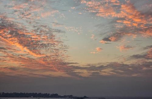 Bab Sharqi Appartement | Midpoint Sea View - families only