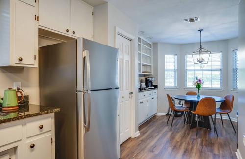 Old Town Maison | Midtown Urban Retreat- Family Friendly 3BR Retreat