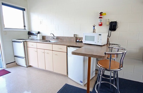 Petone Hôtel | Midway Pacifica Lodge