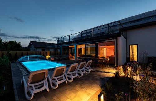 Mielno Maison | Mielnovo - dom z basenem, sauną i jacuzzi