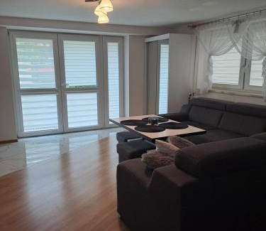 Ochotnica Dolna Appartement | Mieszkanie z niezależnym wejściem