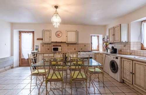Ghisoni Appartement | Appartement Migone de Sampolo (GHI306) à Ghisonaccia - 6 personnes, 3 chambres
