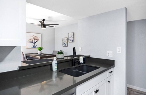 Cavalier Vista Copropriété | Mike's #124 · Cozy 1bd in ❤ of Old Town | Heated Pool, HotTub