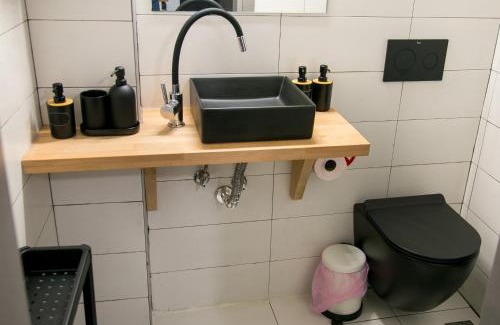 Serres Appartement | Mikel Angelo hall
