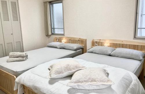 Matsubara Appartement | MIKO'S HOUSE SETAGAYA, SHINJUKU 10min, Tranquil Hideaway, Lucky Cat Temple, Super Market 新宿10分 下北沢2km 喧騒から離れた隠れ家, 招き猫の豪徳寺 あなたの東京の家