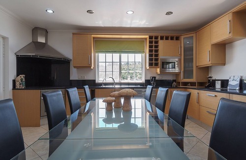 Silves Villa | Milap Villa, Wifi, AC, Jardin, Piscine