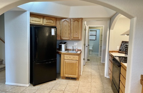Whispering Pines Cabine | Miles of National Forest in Backyard - Cozy Cabin in Seclusion