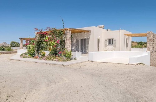 Milos Appartement | Milis House I - Charming 2-bedroom apartment in beautiful Milos