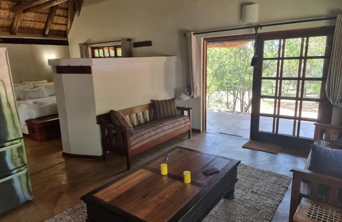 Bela-Bela Cabine | Milkwood Cottage Mabalingwe