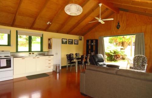 Mangonui Maison | Mill Bay Charmer