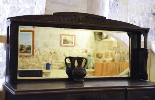 Santu Pietru Villa | Mill House