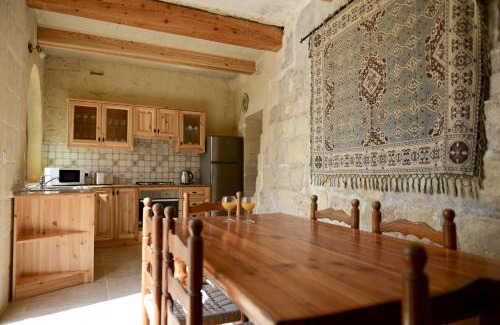 Santu Pietru Villa | Mill House