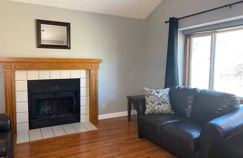 Millard Maison | Millard West Omaha 4 bed, 3 bath