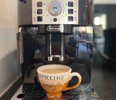 Praga Appartement | Millennium Manufaktura Yellow