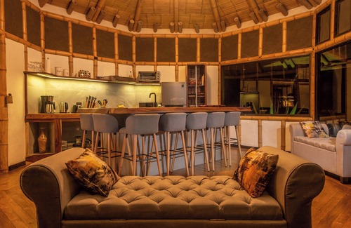 La Lindora Cabine | Million Dollar View Ecovilla