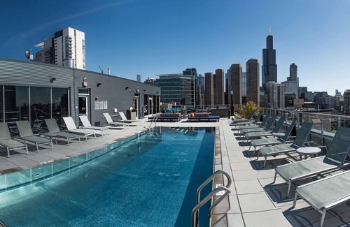 Downtown Chicago Appartement | Luxe 3 lits / 2. 5Bath Apt w / Million Dollar Skyline Views! Garage inclus!