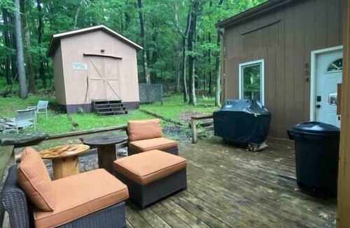 Terra Alta Maison | *Millstone Cottage w/Lake & Pool access, Wi-Fi