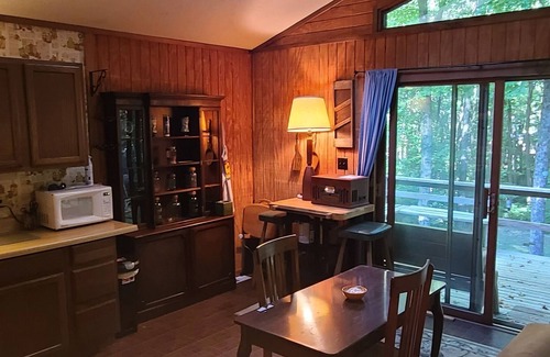 Bellmore Cabine | Millstone Hideaway