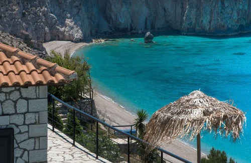 Agios Nikitas Villa | Luxueuse villa en front de mer avec piscine privée et vue incroyable