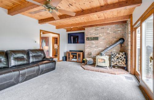 Milton Maison | Milton Hidden Gem with Pool, Hot Tub and Fireplace!