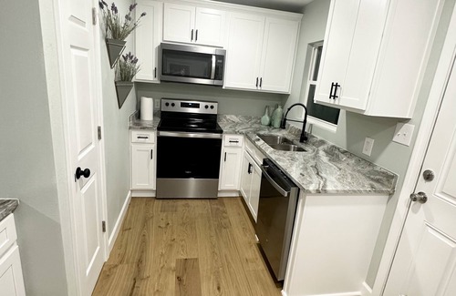 Milton Maison | Milton's Remodeled Cozy Retreat- 30min to Beaches and 4 min to Blackwater River