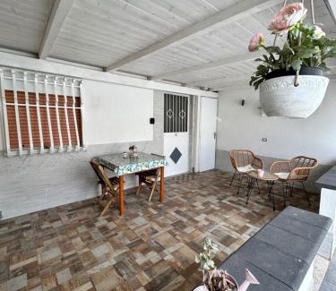 Contrada Pantano d'Arci Appartement | Mimì e Cocò shabby house