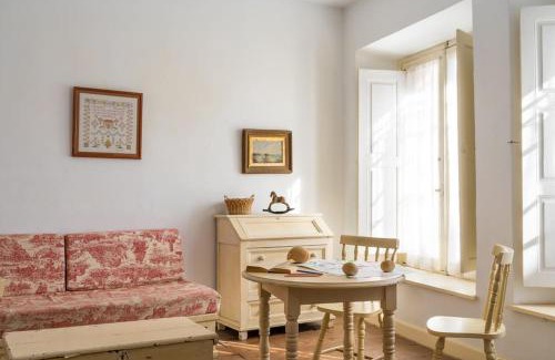 Comillas Maison | Mima's House · La Casa de Mima