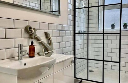 Newport Appartement | Dean Street by Tŷ SA