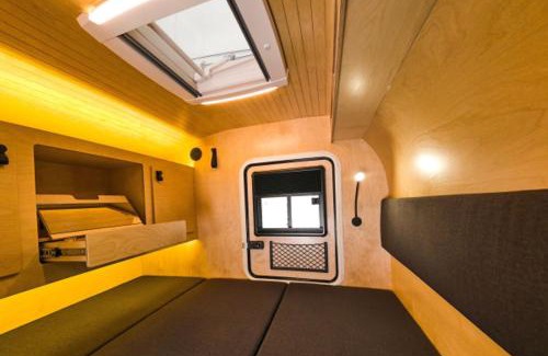 Saint-Denis Autre | mini caravane teardrop